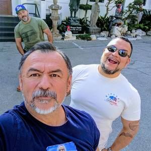 Meet your Posher, Robert